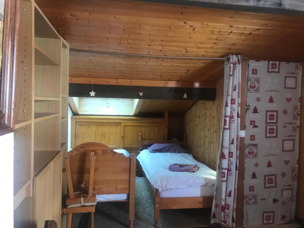 Chalet Les Trolles 莱热 外观 照片